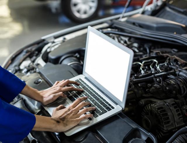 Engemec Mecânica especializada em serviços de mecatrônica automotiva e eletromecânica industrial com inspeção e análise técnica