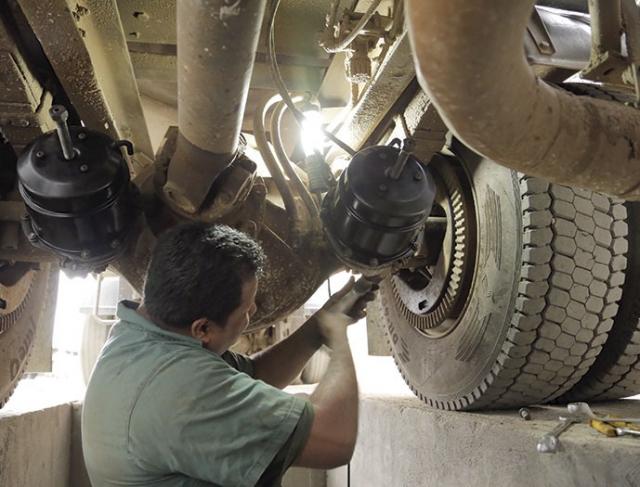 Engemec Mecânica especializada em serviços de mecatrônica automotiva e eletromecânica industrial com inspeção e análise técnica